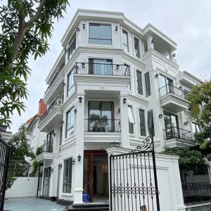 Cap den led va thiet bi dien cong trinh biet thu bao son 13 e1743064452259
