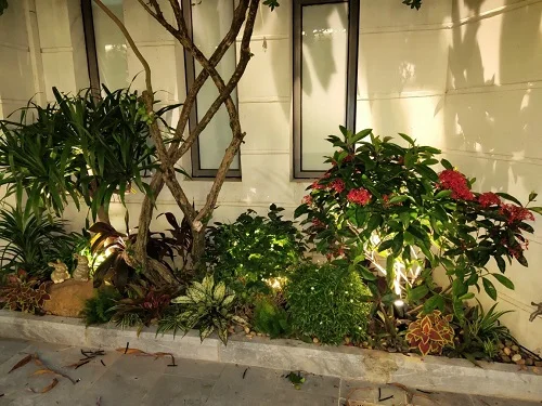 Den trang tri san vuon cong trinh thien duong bao son 13