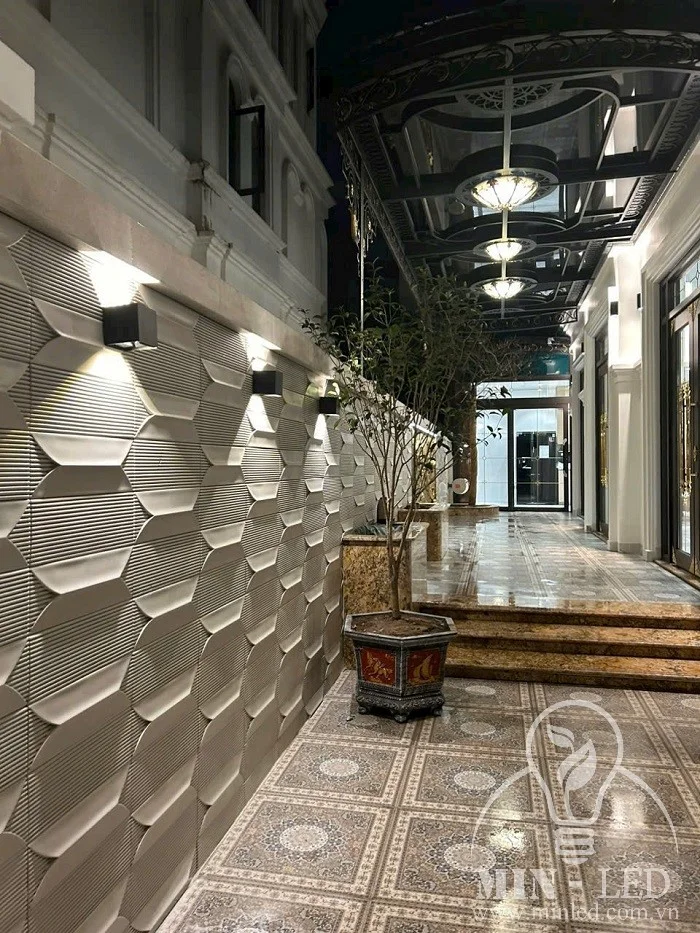 Minled cap den led thiet bi dien cong trinh Oceanpark 14
