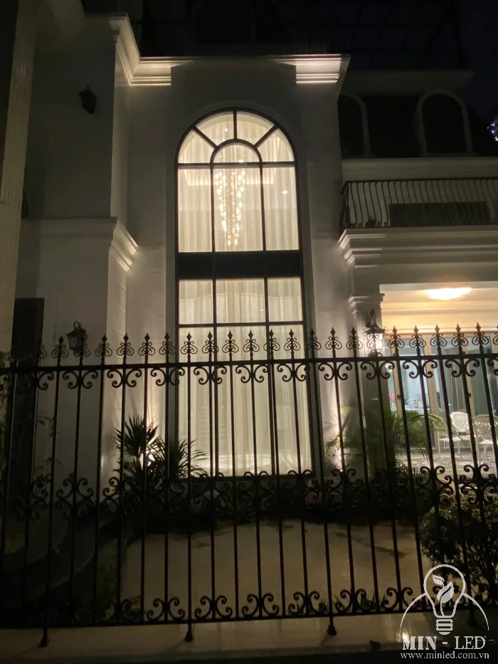 cung cap den led thiet bi dien cho biet thu trieu do tai tdbs 11