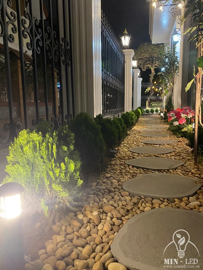cung cap den led thiet bi dien cho biet thu trieu do tai tdbs 15