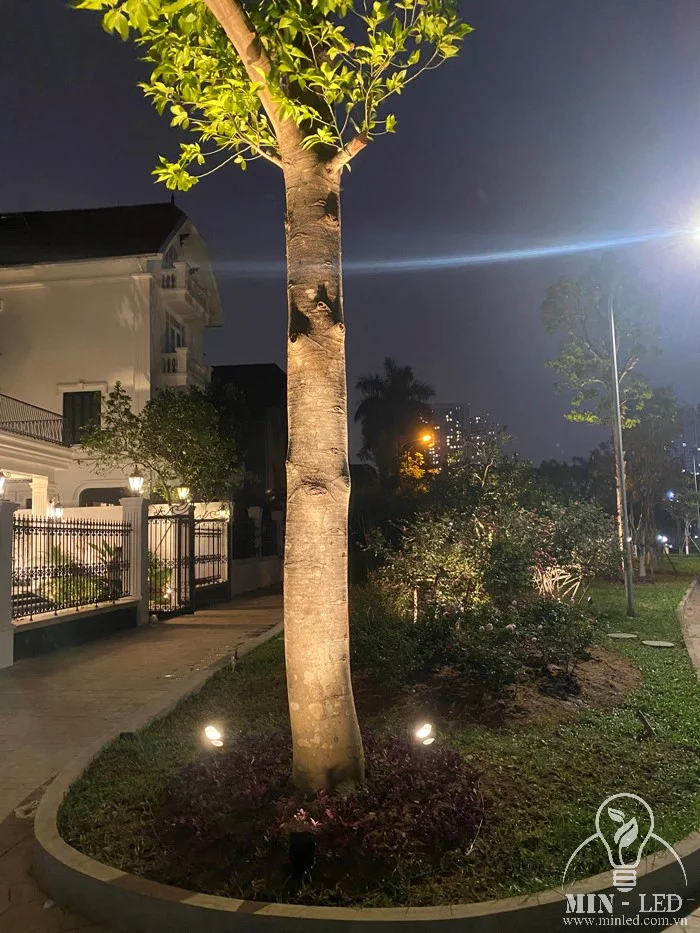cung cap den led thiet bi dien cho biet thu trieu do tai tdbs 21