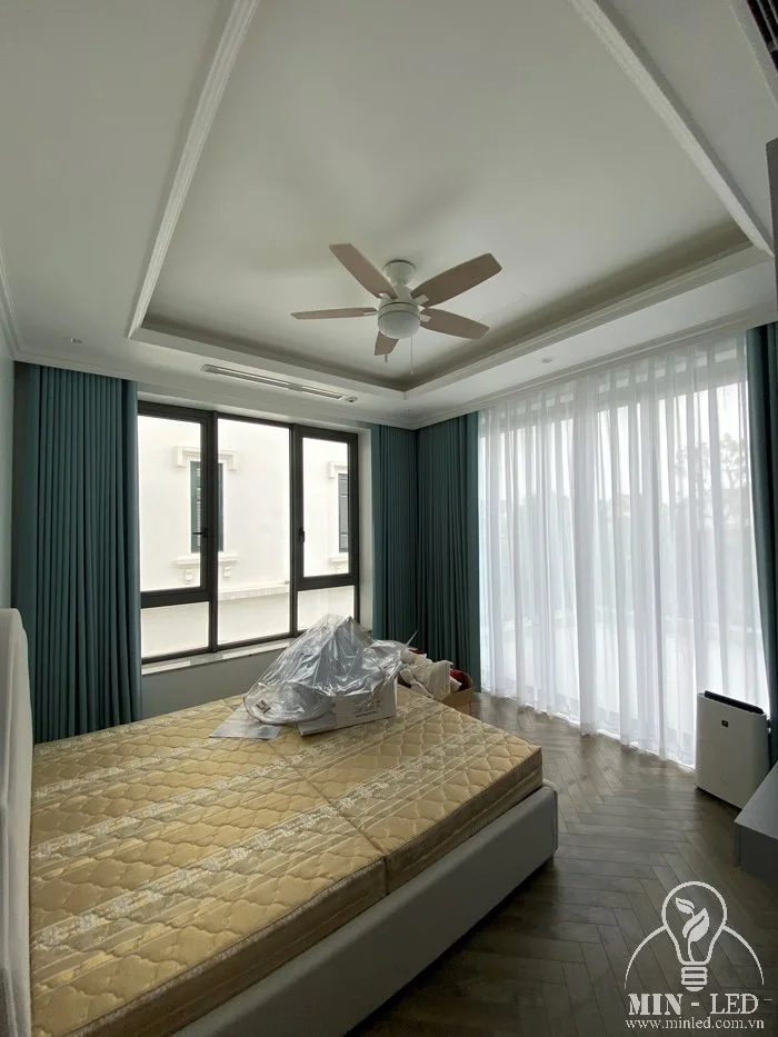 cung cap den led thiet bi dien cho biet thu trieu do tai tdbs 8