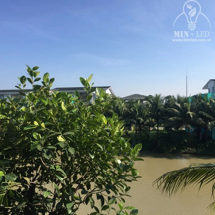 cung cap den led va thiet bi dien cho biet thu tai ecopark 7